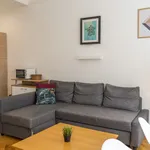 Rent 1 bedroom apartment of 52 m² in Prague