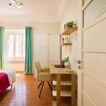 Rent a room of 185 m² in Lisboa