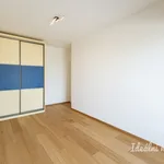 Pronajměte si 3 ložnic/e byt o rozloze 65 m² v Prague