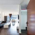 Rent 1 bedroom apartment of 55 m² in Dusseldorf