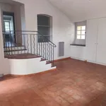 Maison de 140 m² avec 4 chambre(s) en location à EN PROVENCE