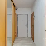 Pronajměte si 3 ložnic/e byt o rozloze 65 m² v Prague