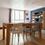 Rent 4 bedroom apartment of 84 m² in paris