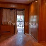 Rent 5 bedroom apartment of 190 m² in Rome