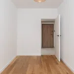 Rent 2 bedroom apartment of 60 m² in Kraków