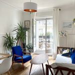 Rent 1 bedroom apartment of 390 m² in Paris