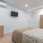 Rent 4 bedroom apartment in Madrid