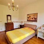 Rent 5 bedroom house of 160 m² in Peschiera del Garda