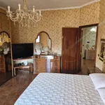 Rent 2 bedroom apartment of 90 m² in Roma