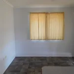 Rent 4 bedroom house in Pialba