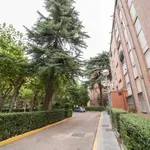 Rent a room of 72 m² in madrid