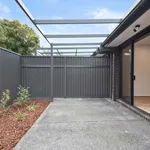 Rent 4 bedroom house in Dandenong North