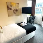 Rent 6 bedroom house in North East England