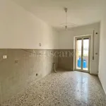 Affitto 3 camera appartamento di 93 m² in Catania