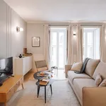 Rent 4 bedroom apartment of 100 m² in Lisboa