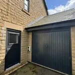 Rent 4 bedroom flat in Borough of Rossendale