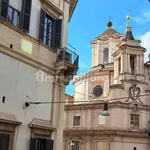 Affitto 3 camera appartamento di 138 m² in Rome