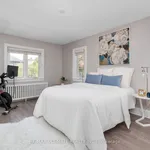  maison avec 8 chambre(s) en location à Toronto