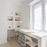 Rent 3 bedroom apartment in Milan