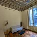 Rent a room of 420 m² in Barcelona