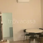 Affitto 4 camera appartamento di 70 m² in Firenze