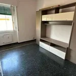 Rent 4 bedroom apartment of 90 m² in Genoa