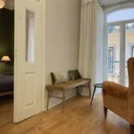 Rent 2 bedroom apartment of 65 m² in lisbon