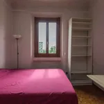 Rent a room in milan