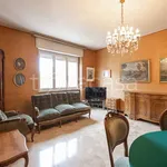 Rent 3 bedroom apartment of 115 m² in Milano