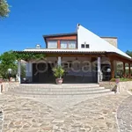 Rent 5 bedroom house of 175 m² in Neviano