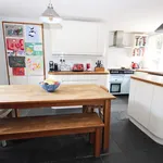 Rent 5 bedroom house in Warwick