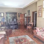 Rent 4 bedroom apartment of 130 m² in Roma