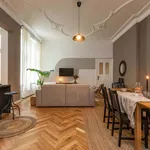 Rent 4 bedroom apartment of 145 m² in Berlin