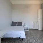 Rent 6 bedroom house in Milan