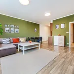 Pronajměte si 1 ložnic/e byt o rozloze 65 m² v Prague