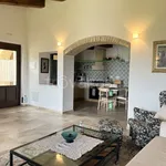 Rent 3 bedroom house of 263 m² in Umbertide