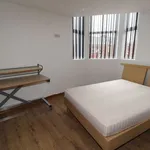 Rent 4 bedroom house in Preston