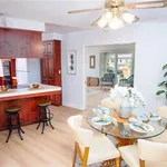 Rent 3 bedroom house of 166 m² in manhattan beach