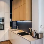 Huur 1 slaapkamer appartement van 100 m² in brussels