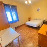 Alquilar 4 dormitorio apartamento en Pamplona