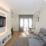 Rent 3 bedroom apartment of 51 m² in Lisbon