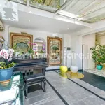 Rent 5 bedroom house of 330 m² in Rome