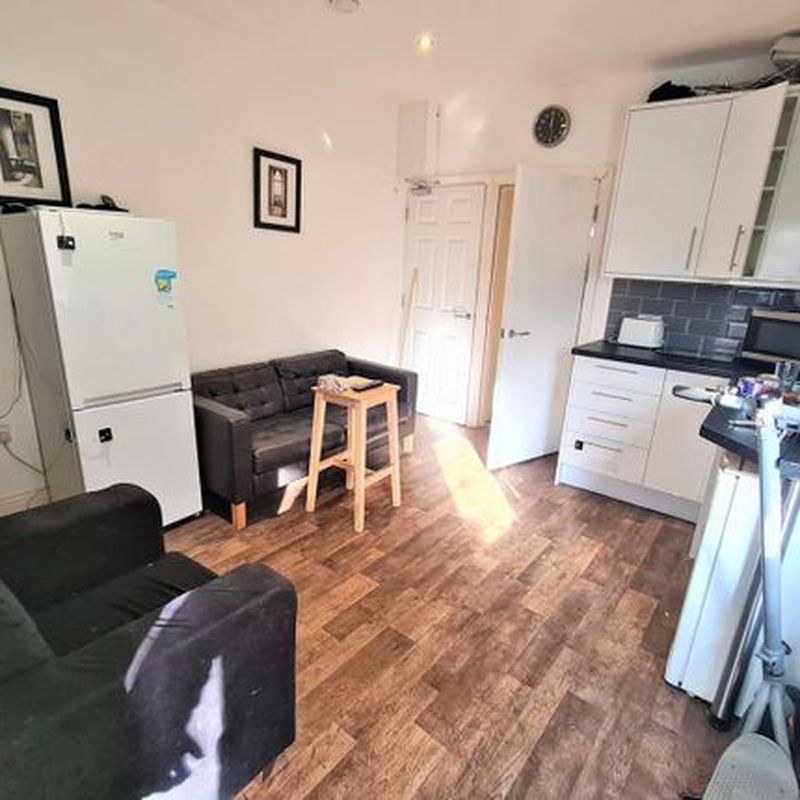 Room to rent in Owen Road, Wolverhampton WV3