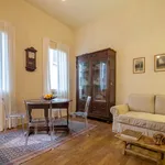 Rent 1 bedroom apartment of 60 m² in Florence