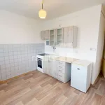 Pronájem bytové jednotky 2+1, lodžie, 62m2, ulice Havlíčkova, Sedlčany