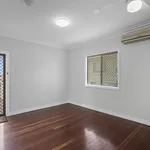 Rent 4 bedroom house in Booval