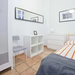 Rent 5 bedroom apartment in Valencia