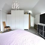 Rent 3 bedroom flat in South East England