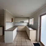 Rent 4 bedroom house of 630 m² in  Morayfield QLD 4506                        