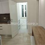 Affitto 3 camera appartamento di 60 m² in Modena